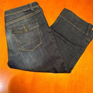 Limited Capris